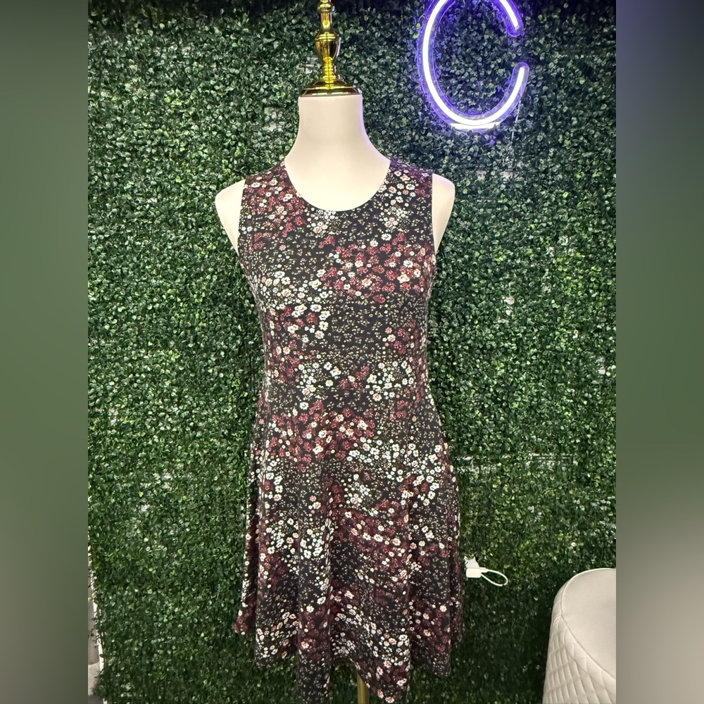 Sleeveless Floral Midi Dress